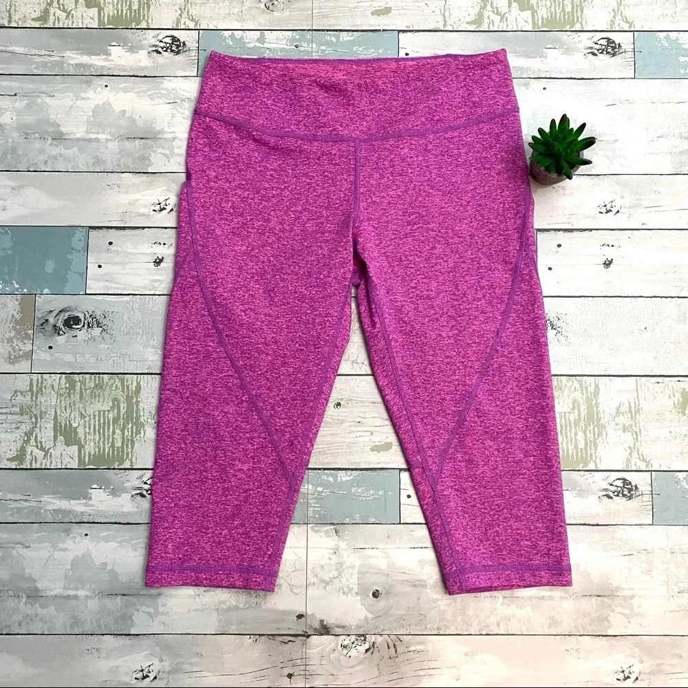 ZELLA Pink/Purple Workout Capri Leggings